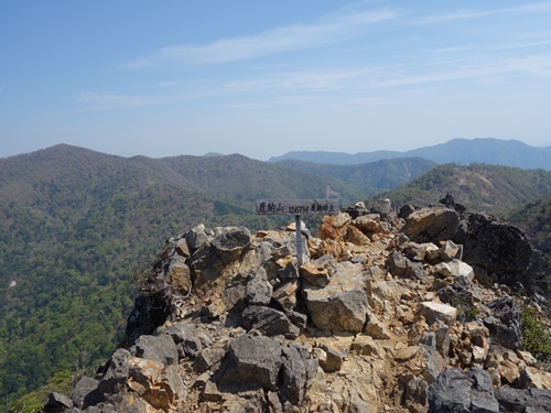 鹿納山山頂