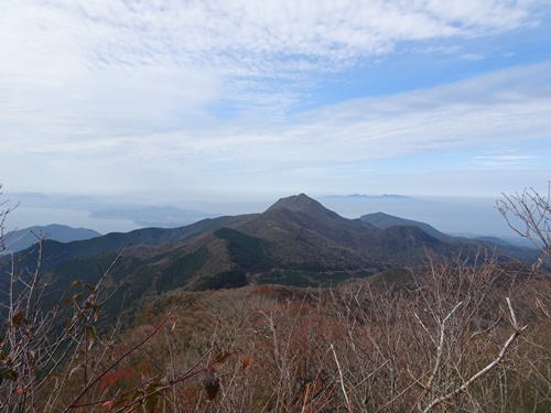 九千部岳