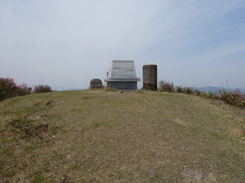 元越山山頂