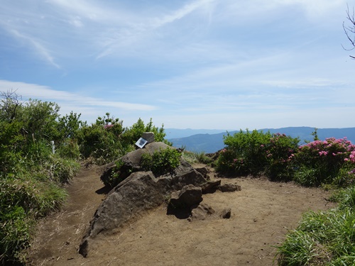 東峰山頂